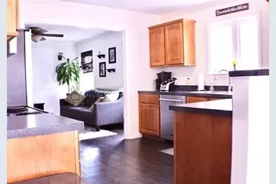 19 Chipman St, Clinton, MA 01510 - Photo 4