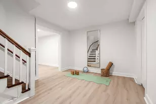 8 Manitoba Rd, Newton, MA 02468 - Photo 32