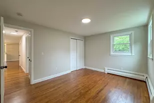 13 Center St, Medway, MA 02053 - Photo 22