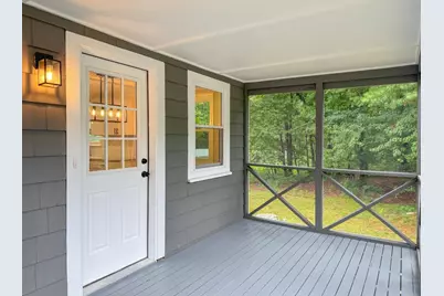 13 Center St, Medway, MA 02053 - Photo 24