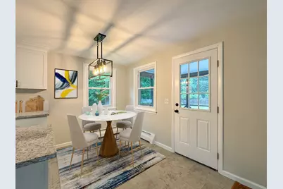 13 Center St, Medway, MA 02053 - Photo 10