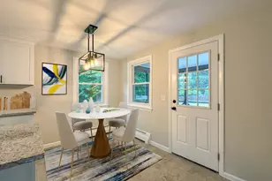 13 Center St, Medway, MA 02053 - Photo 10