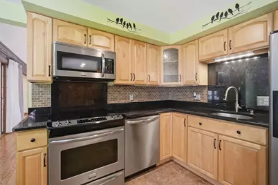 75 Tioga St, Springfield, MA 01128 - Photo 26
