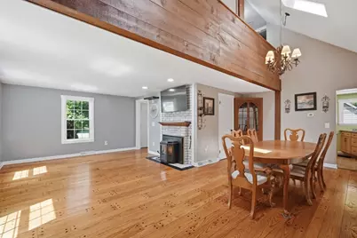 75 Tioga St, Springfield, MA 01128 - Photo 10