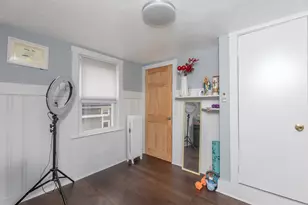 9 Lawrence St, Woburn, MA 01801 - Photo 36