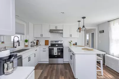 9 Lawrence St #1, Woburn, MA 01801 - Photo 6