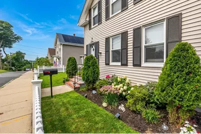 9 Lawrence St #1, Woburn, MA 01801 - Photo 38