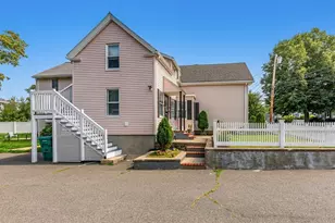 9 Lawrence St, Woburn, MA 01801 - Photo 38
