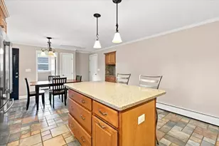 113 Pincushion Rd, Framingham, MA 01702 - Photo 6