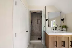 30 Shore St, Falmouth, MA 02540 - Photo 22