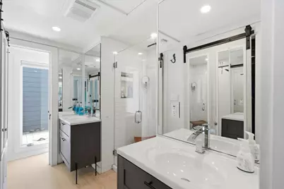 1 Pier 8 13th St #B28, Boston, MA 02129 - Photo 18