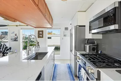 1 Pier 8 13th St #B28, Boston, MA 02129 - Photo 10