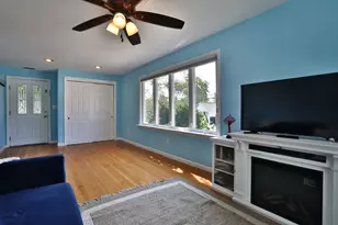 108 Lakeshore Dr, Marlborough, MA 01752 - Photo 6