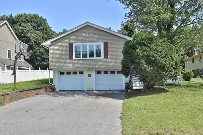 108 Lakeshore Dr, Marlborough, MA 01752 - Photo 1