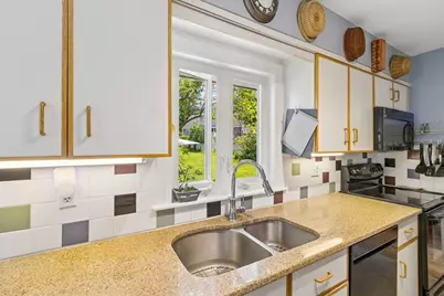 4 Murdoch Road, Natick, MA 01760 - Photo 14