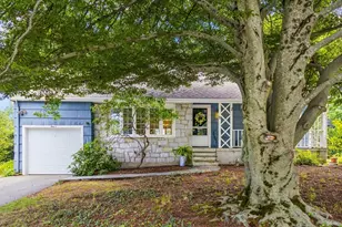 4 Murdoch Rd, Natick, MA 01760 - Photo 2