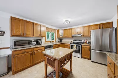 27 Reilly Ave, Blackstone, MA 01504 - Photo 12