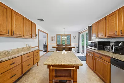 27 Reilly Ave, Blackstone, MA 01504 - Photo 14