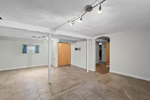 53 Dickson Ave, Arlington, MA 02474 - Photo 24