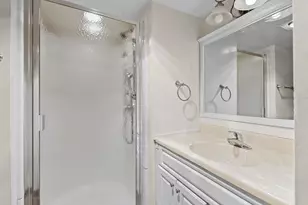 53 Dickson Ave, Arlington, MA 02474 - Photo 20