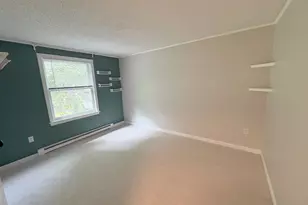 270 Sunderland Rd, Worcester, MA 01604 - Photo 18