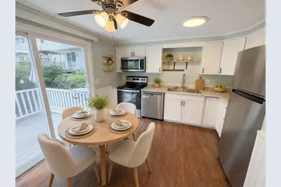 270 Sunderland Rd #23, Worcester, MA 01604 - Photo 2