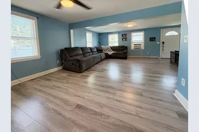 79 Lorchris St, Leominster, MA 01453 - Photo 14