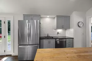 28 Frazar Rd, Falmouth, MA 02540 - Photo 6