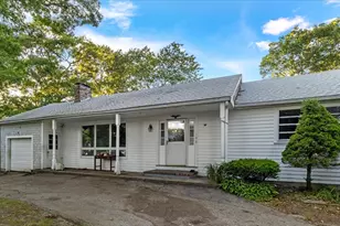 198 Bristol Ave, Barnstable, MA 02601 - Photo 2