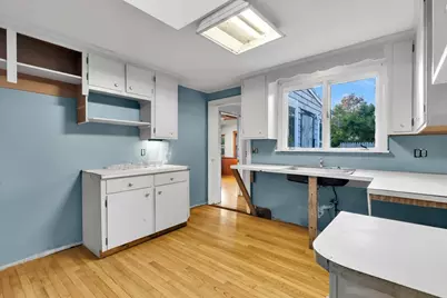 198 Bristol Ave, Barnstable, MA 02601 - Photo 8