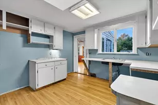 198 Bristol Ave, Barnstable, MA 02601 - Photo 8