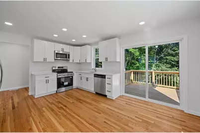 93 Brown St #B, Leicester, MA 01611 - Photo 6