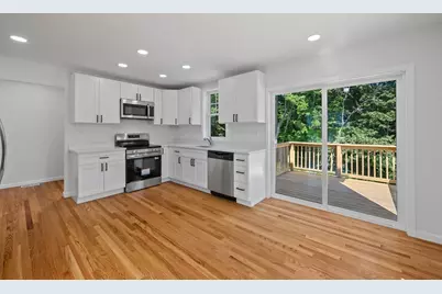 93 Brown St #B, Leicester, MA 01611 - Photo 6