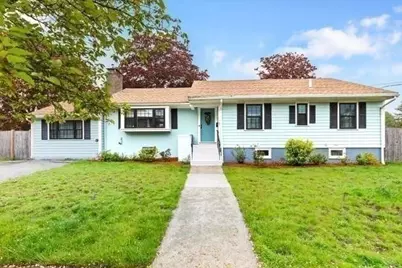 11 Countryside Lane, Marblehead, MA 01945 - Photo 2