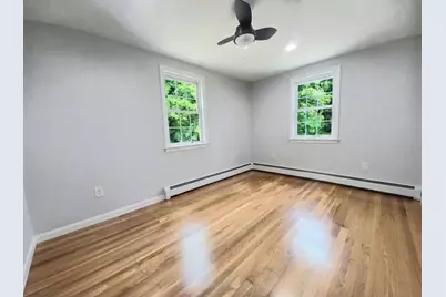 609 Washington St, Holliston, MA 01746 - Photo 6