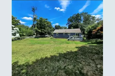 609 Washington St, Holliston, MA 01746 - Photo 14