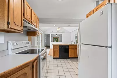127 Mechanic St #1, Canton, MA 02021 - Photo 10