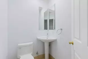 173 Davis St, Brookline, MA 02445 - Photo 8