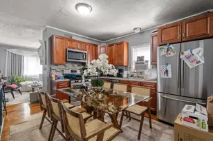 452 N Montello St, Brockton, MA 02302 - Photo 6