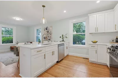 302 Wachusett St, Boston, MA 02130 - Photo 8