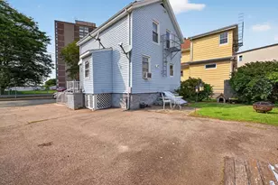 32 Raymond St, Fall River, MA 02723 - Photo 10