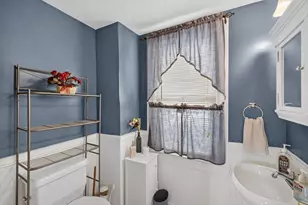 32 Raymond St, Fall River, MA 02723 - Photo 20