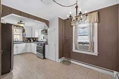 32 Raymond St, Fall River, MA 02723 - Photo 16