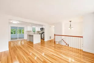 18 Linda St, Foxboro, MA 02035 - Photo 8