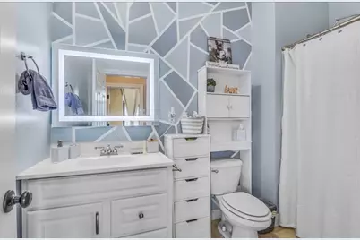 7 Central Sq #307, Lynn, MA 01901 - Photo 6