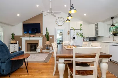 77 Washington St, Stoneham, MA 02180 - Photo 22