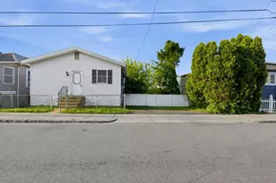 66 Calumet St, Revere, MA 02151 - Photo 2
