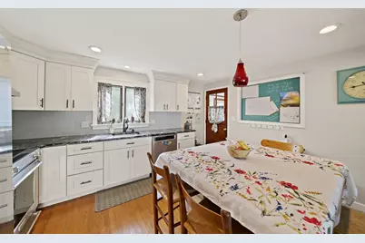 22 Clover Ln, Scituate, MA 02066 - Photo 6