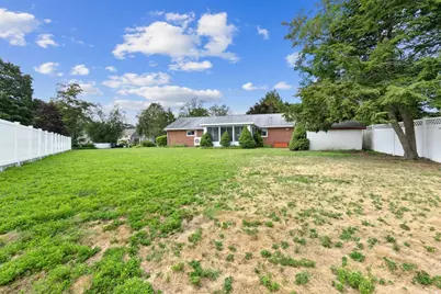 3 Carter Rd, Woburn, MA 01801 - Photo 36