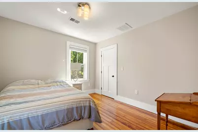 54 Canterbury St #B, Hingham, MA 02043 - Photo 12